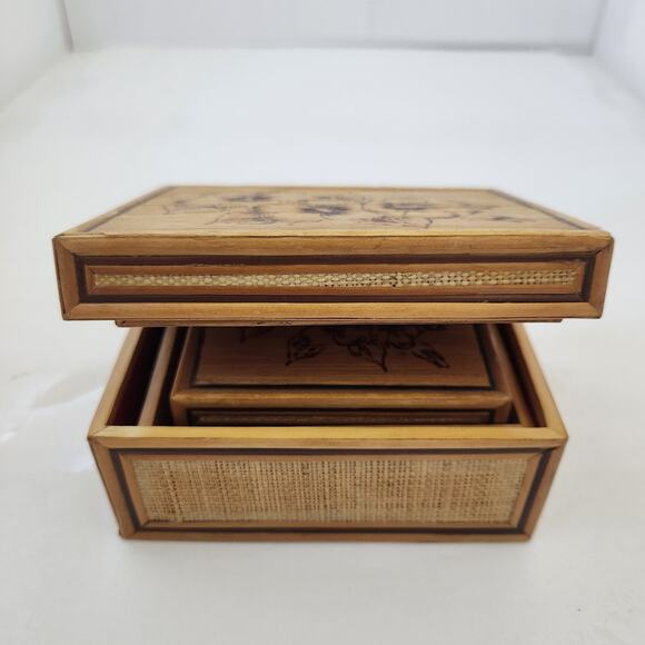 Vintage split wood/rattan set of 3 nesting boxes. - Picture 7 of 7